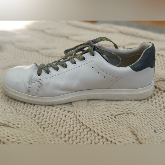 Tori Burch Sneakers - Picture 4 of 11